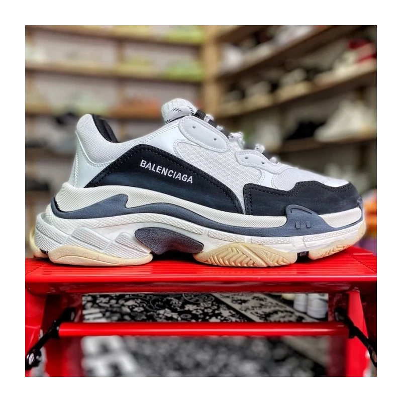 Balenciaga Triple S Sneaker White / Black / Grey cheap wholesale Balenciaga Shoes