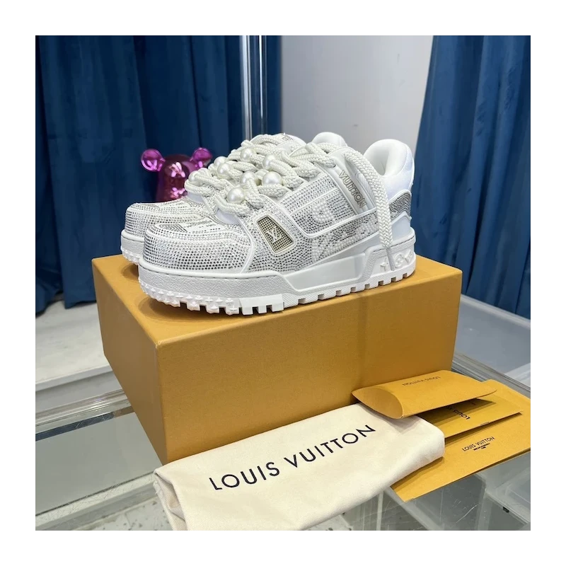 Louis Vuitton LV Trainer Maxi Sneaker White cheap wholesale Louis Vuitton Shoes